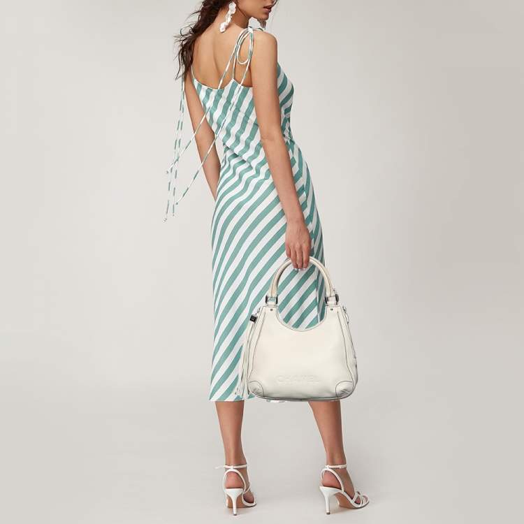 Pre Owned Chanel Off White Grained Leather Tassel Hobo