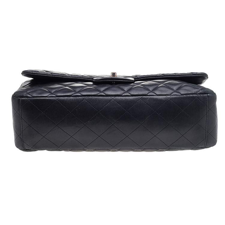 Pre Owned Chanel Black Quilted Leather Maxi Classic Single Flap Bag