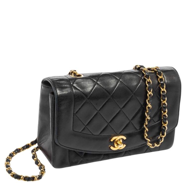 مملوكة مسبقًا Chanel Black Quilted Leather Diana Flap Bag