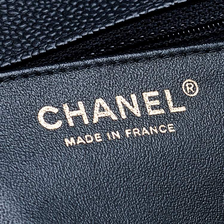 Pre Owned Chanel Black Quilted Caviar Leather Jumbo Classic Single Flap Bag