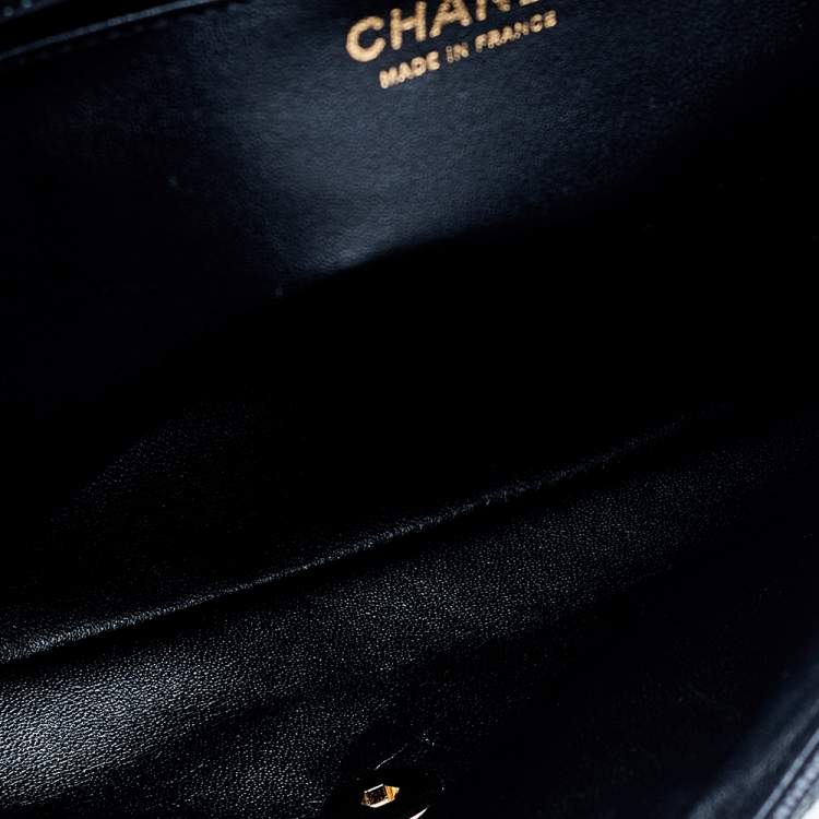 Pre Owned Chanel Black Quilted Caviar Leather Jumbo Classic Single Flap Bag
