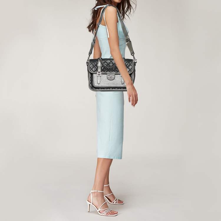 Chanel Metallic Grey/Black Iridescent Leather Paris Bombay Back To School  Messenger Bag Chanel