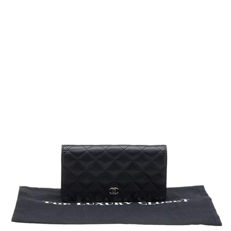 Pre Owned Chanel Black Quilted Leather Yen Continental Wallet