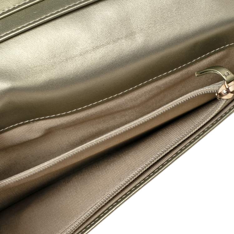 Pre Owned Chanel Pale Gold Quilted Leather L Yen Wallet