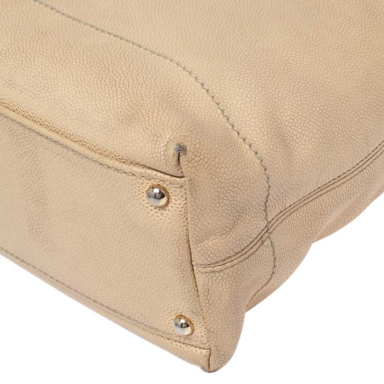 مملوكة مسبقًا Chanel Nude Beige Caviar Leather CC Wood Chain Hobo