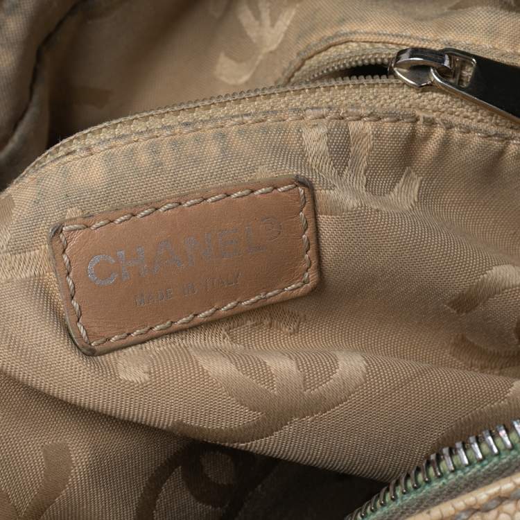 مملوكة مسبقًا Chanel Nude Beige Caviar Leather CC Wood Chain Hobo