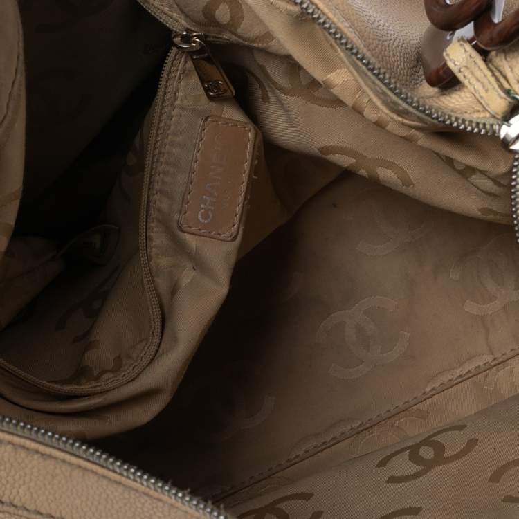 مملوكة مسبقًا Chanel Nude Beige Caviar Leather CC Wood Chain Hobo