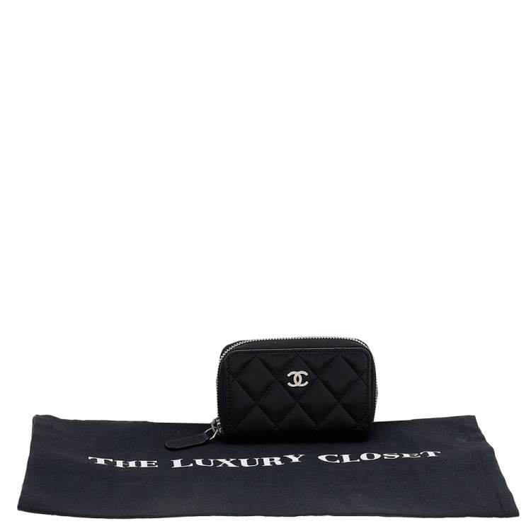 Pre Owned Chanel Black Quilted Leather Zipped Coin Purse