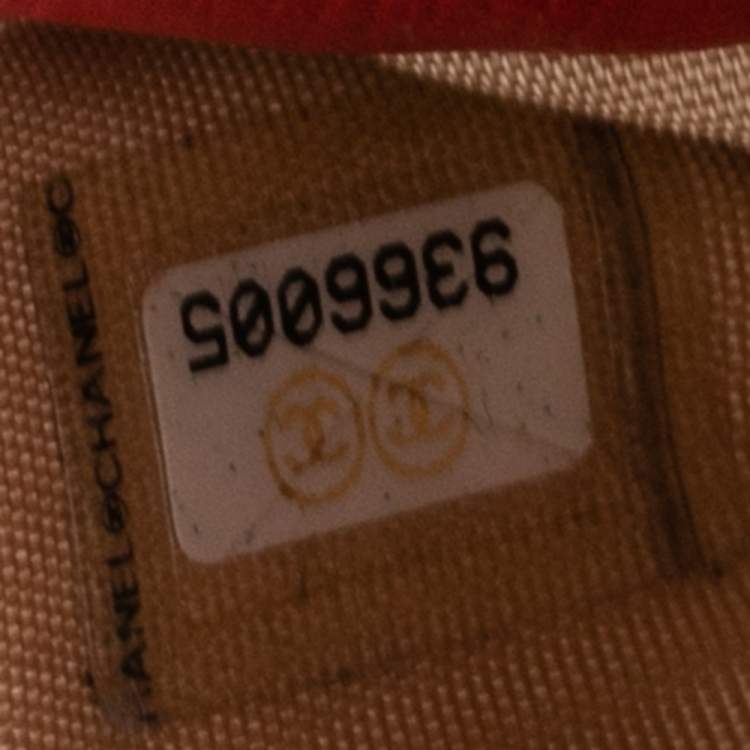Pre Owned Chanel Red Leather CC  Card Holder