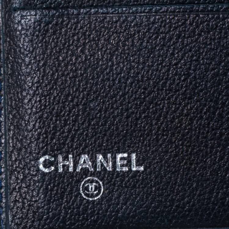 Pre Owned Chanel Dark Blue Leather CC Camellia Bifold Wallet