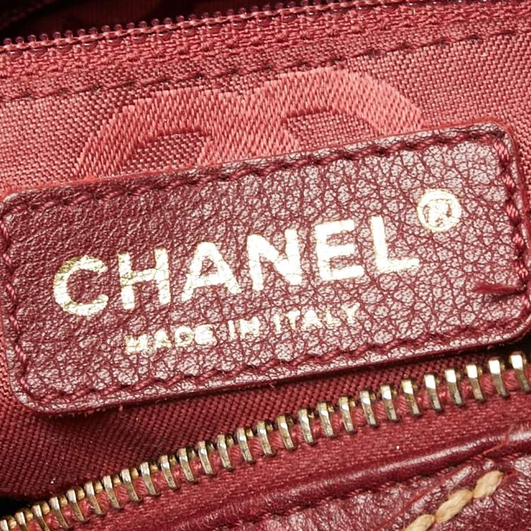 Pre Owned Chanel Red Leather Suprique CC Hobo