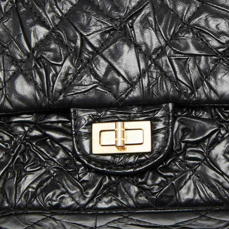 Pre Owned Chanel Black Textured Leather Reissue 2.55 Classic 226 Flap Bag
