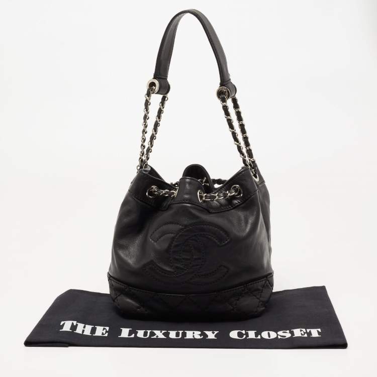 Pre Owned Chanel Black Leather Drawstring Hobo