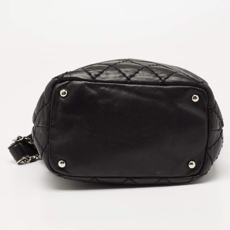 Pre Owned Chanel Black Leather Drawstring Hobo