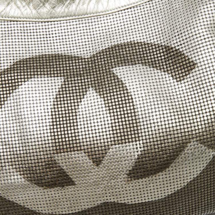 Pre Owned Chanel Ombre Silver Perforated Leather Hollywood CC Hobo