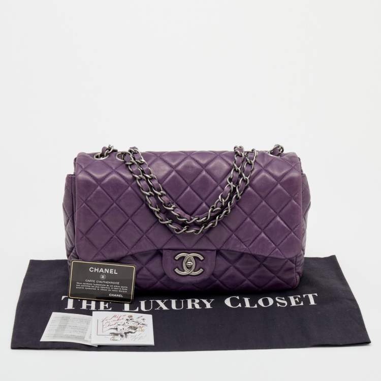 مملوكة مسبقًا Chanel Purple Quilted Leather Jumbo Classic Flap Bag