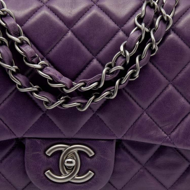 مملوكة مسبقًا Chanel Purple Quilted Leather Jumbo Classic Flap Bag