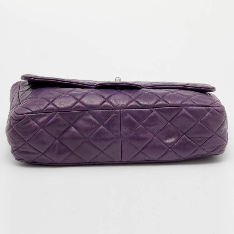 مملوكة مسبقًا Chanel Purple Quilted Leather Jumbo Classic Flap Bag