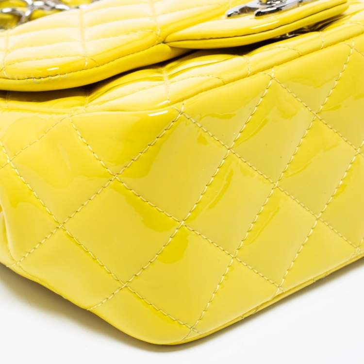 مملوكة مسبقًا Chanel Yellow Quilted Patent Mini Square Classic Flap Bag