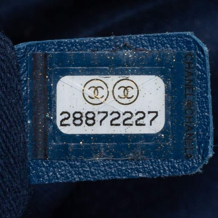 Pre Owned Chanel Blue Quilted Denim Large Bowling Bag