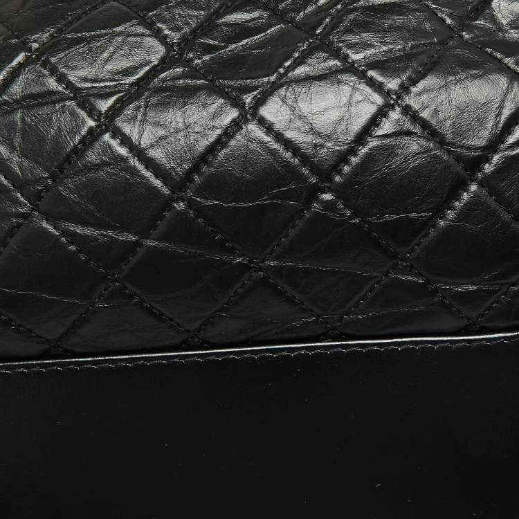 Pre Owned Chanel Black Quilted Aged Leather Gabrielle Hobo 