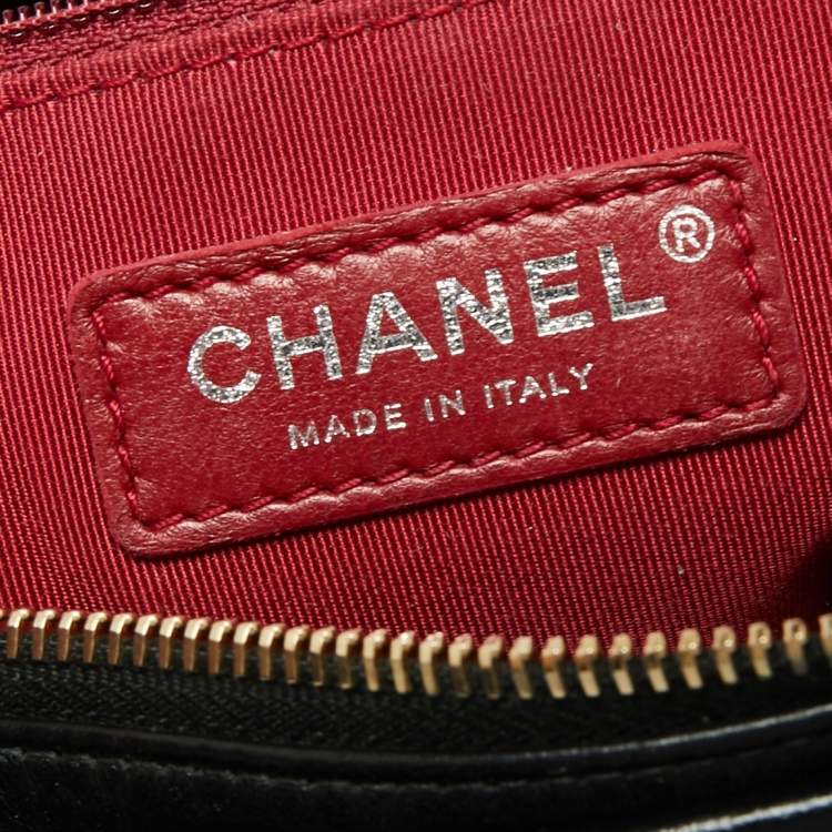 Pre Owned Chanel Black Quilted Aged Leather Gabrielle Hobo 