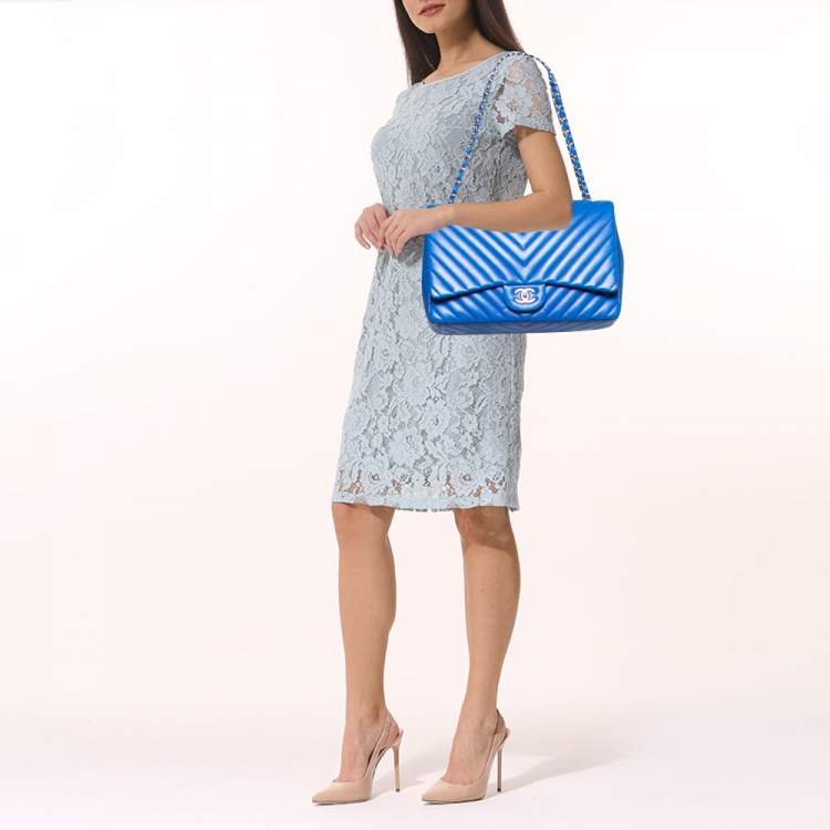 Pre Owned Chanel Blue Quilted Leather Maxi Classic Single Flap Bag