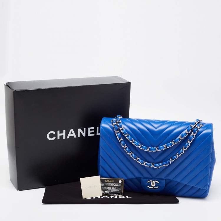 Pre Owned Chanel Blue Quilted Leather Maxi Classic Single Flap Bag