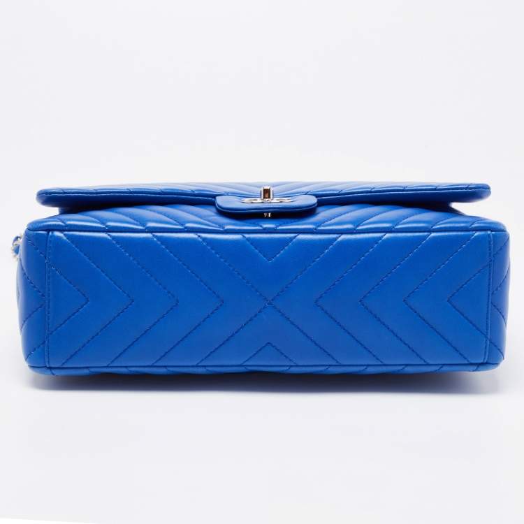 Pre Owned Chanel Blue Quilted Leather Maxi Classic Single Flap Bag