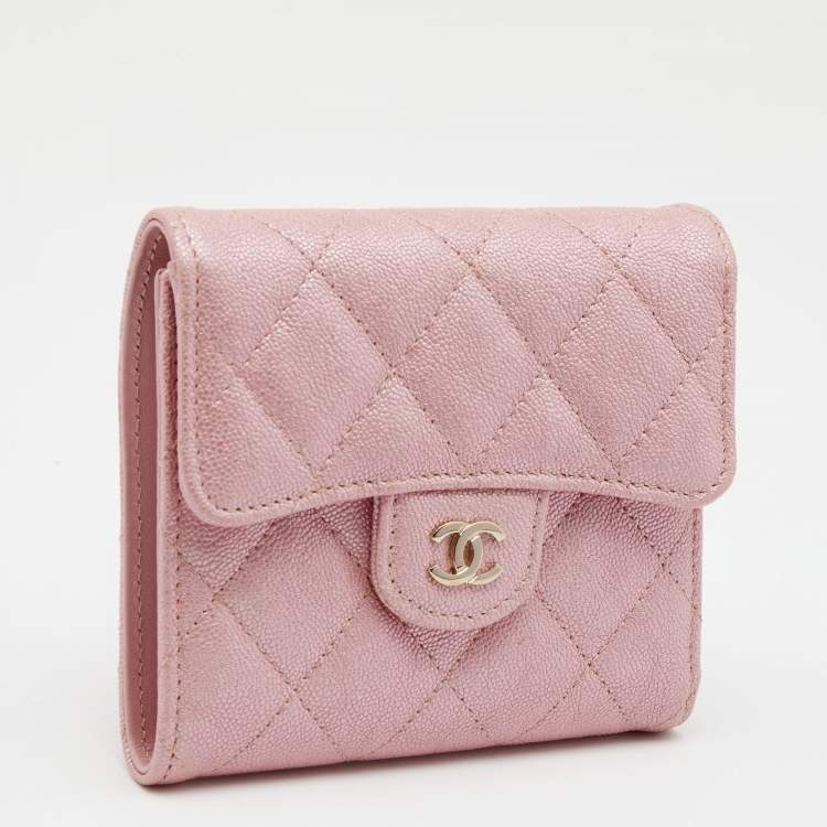 مملوكة مسبقًا Chanel Iridescent Pink Quilted Caviar Leather Classic Trifold Flap Wallet