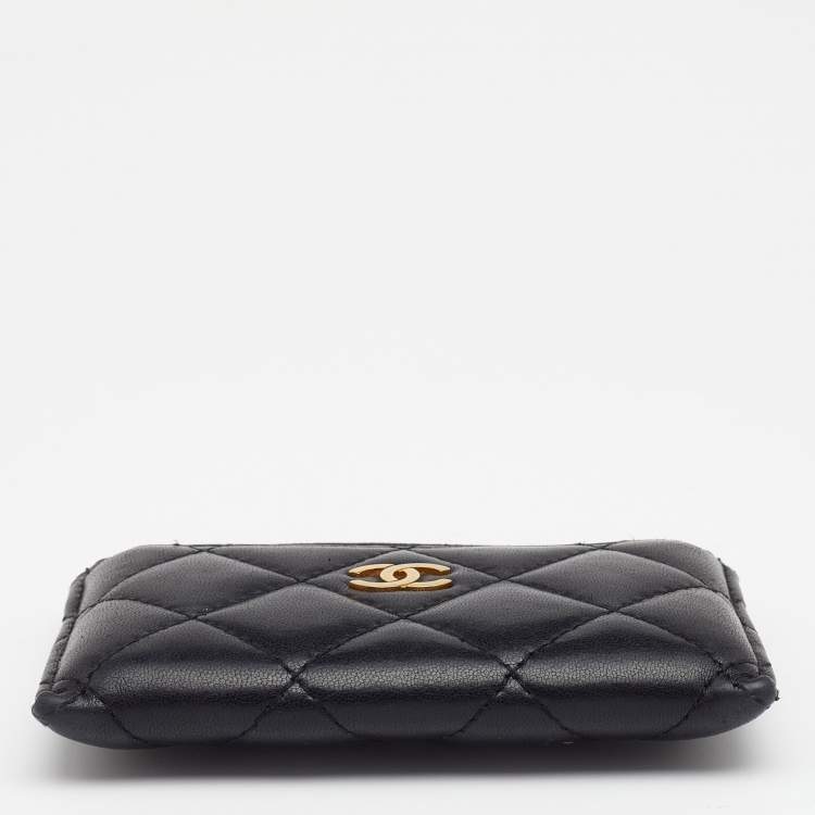 Pre Owned Chanel Black Quilted Leather CC Card Case