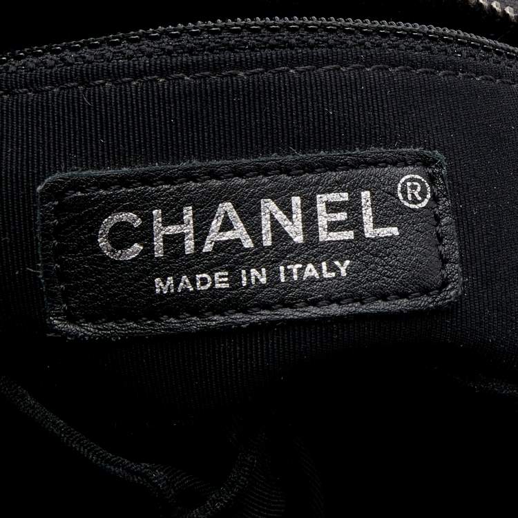 Pre Owned Chanel Black Quilted Leather Small Drawstring CC Flap Backpack 