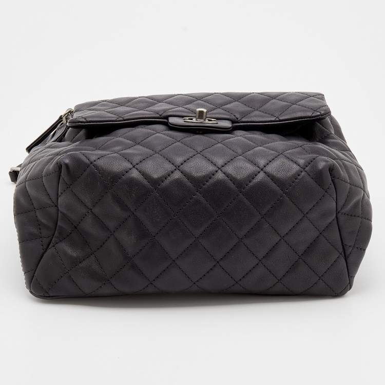 Pre Owned Chanel Black Quilted Leather Small Drawstring CC Flap Backpack 