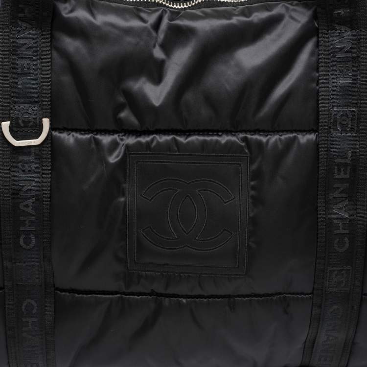 Pre Owned Chanel Black Nylon CC Sport Ligne Duffle Bag