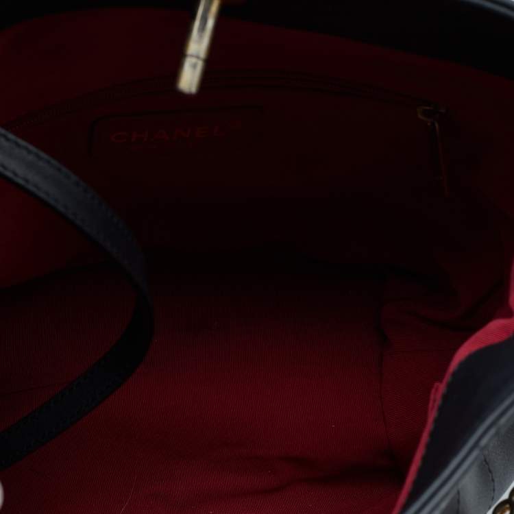 Pre Owned Chanel Black Quilted Leather Button Up Hobo