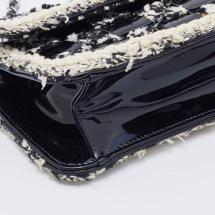 مملوكة مسبقًا Chanel Black/White Chessboard Tweed and Patent Leather Flap Bag