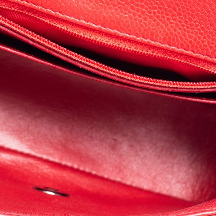 Pre Owned Chanel Red Quilted Caviar Leather Mini Square Classic Flap Bag