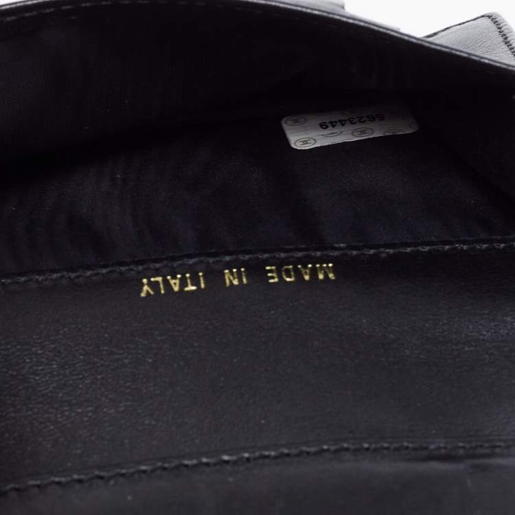 Pre Owned Chanel Black Caviar Leather Vintage CC Trifold Wallet