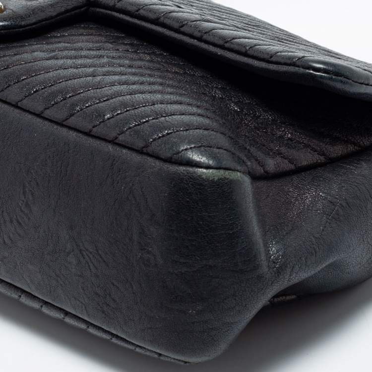 Pre Owned Chanel Black Surpique Chevron Leather Medium Flap Bag