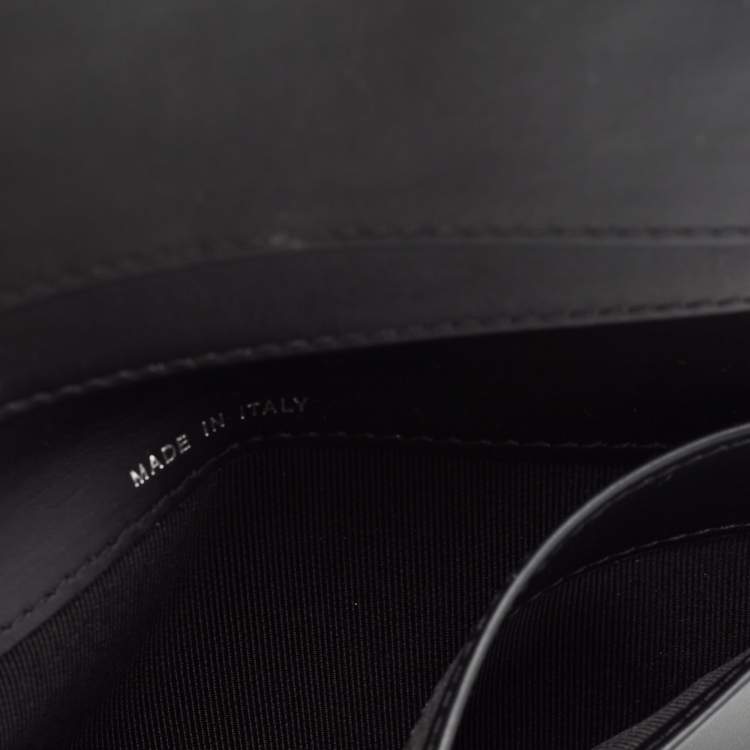 Pre Owned Chanel Yellow Striped Patent Leather CC Long Bifold Wallet