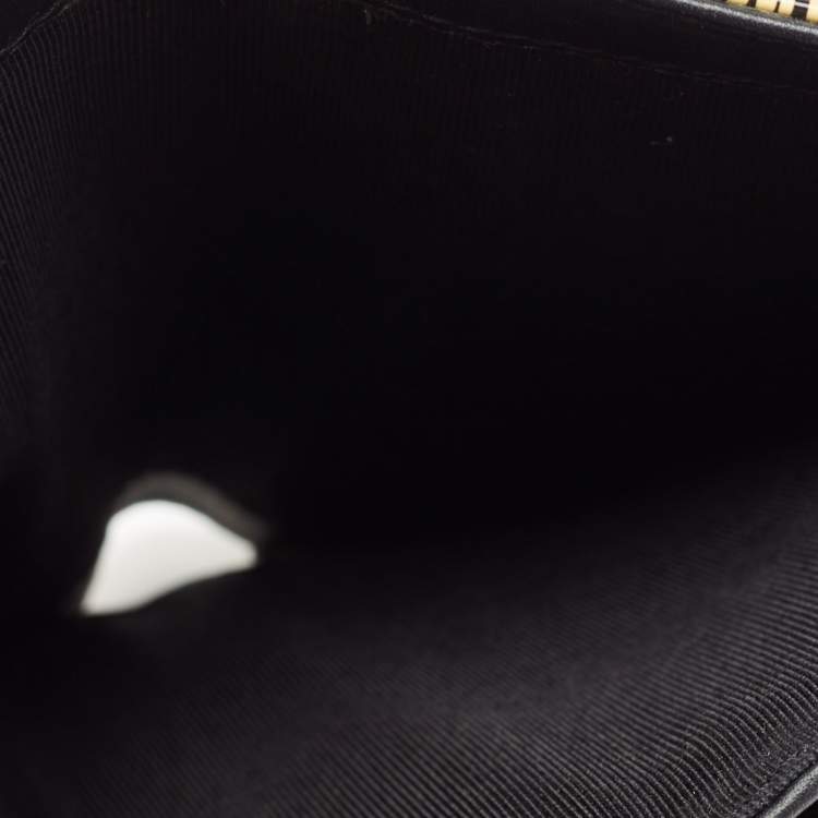 Pre Owned Chanel Yellow Striped Patent Leather CC Long Bifold Wallet