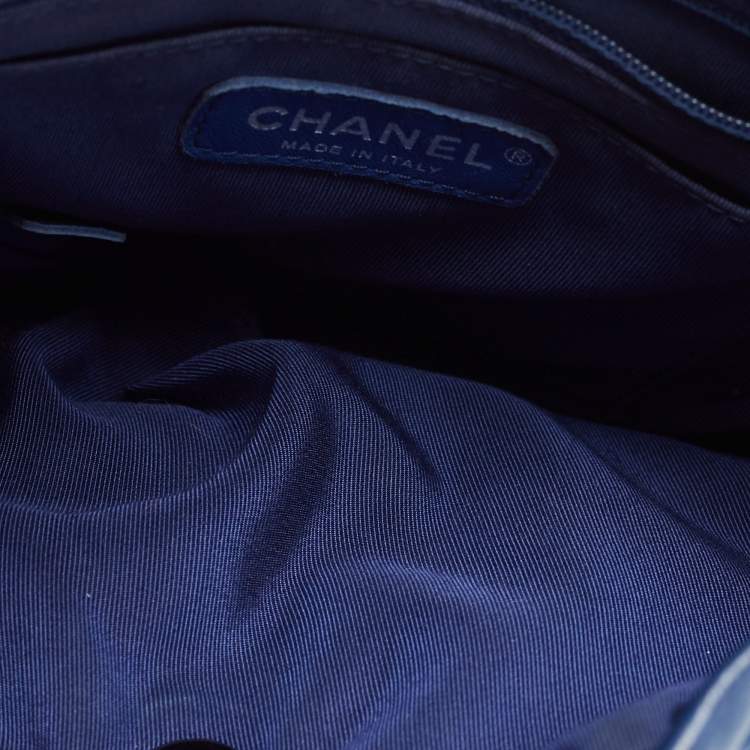 مملوكة مسبقًا Chanel Blue Quilted Leather Small Urban Spirit Backpack