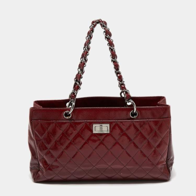 Pre Owned Chanel Burgundy Ombré Quilted Patent Leather 2.55 Reissue Bag
