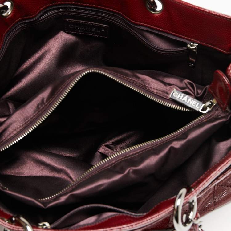 Pre Owned Chanel Burgundy Ombré Quilted Patent Leather 2.55 Reissue Bag
