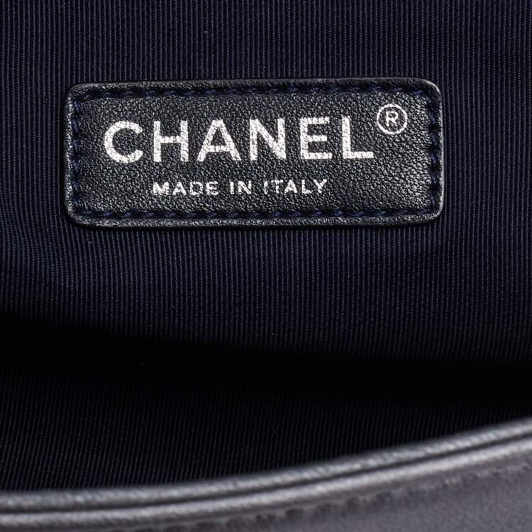 Pre Owned Chanel Grey Cube Embossed Leather Medium Boy Flap Bag