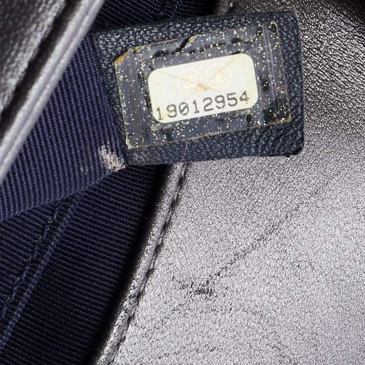 Pre Owned Chanel Grey Cube Embossed Leather Medium Boy Flap Bag