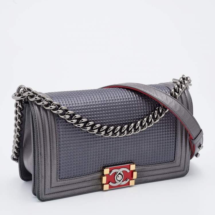 Pre Owned Chanel Grey Cube Embossed Leather Medium Boy Flap Bag
