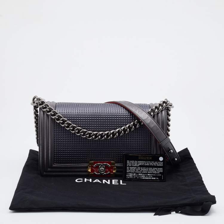 Pre Owned Chanel Grey Cube Embossed Leather Medium Boy Flap Bag