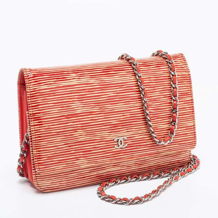 Pre Owned Chanel Red/White Striped Patent Leather Wallet on Chain