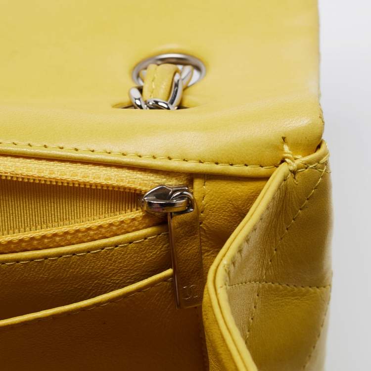 Pre Owned Chanel Yellow Quilted Leather Maxi Classic Single Flap Shoulder Bag